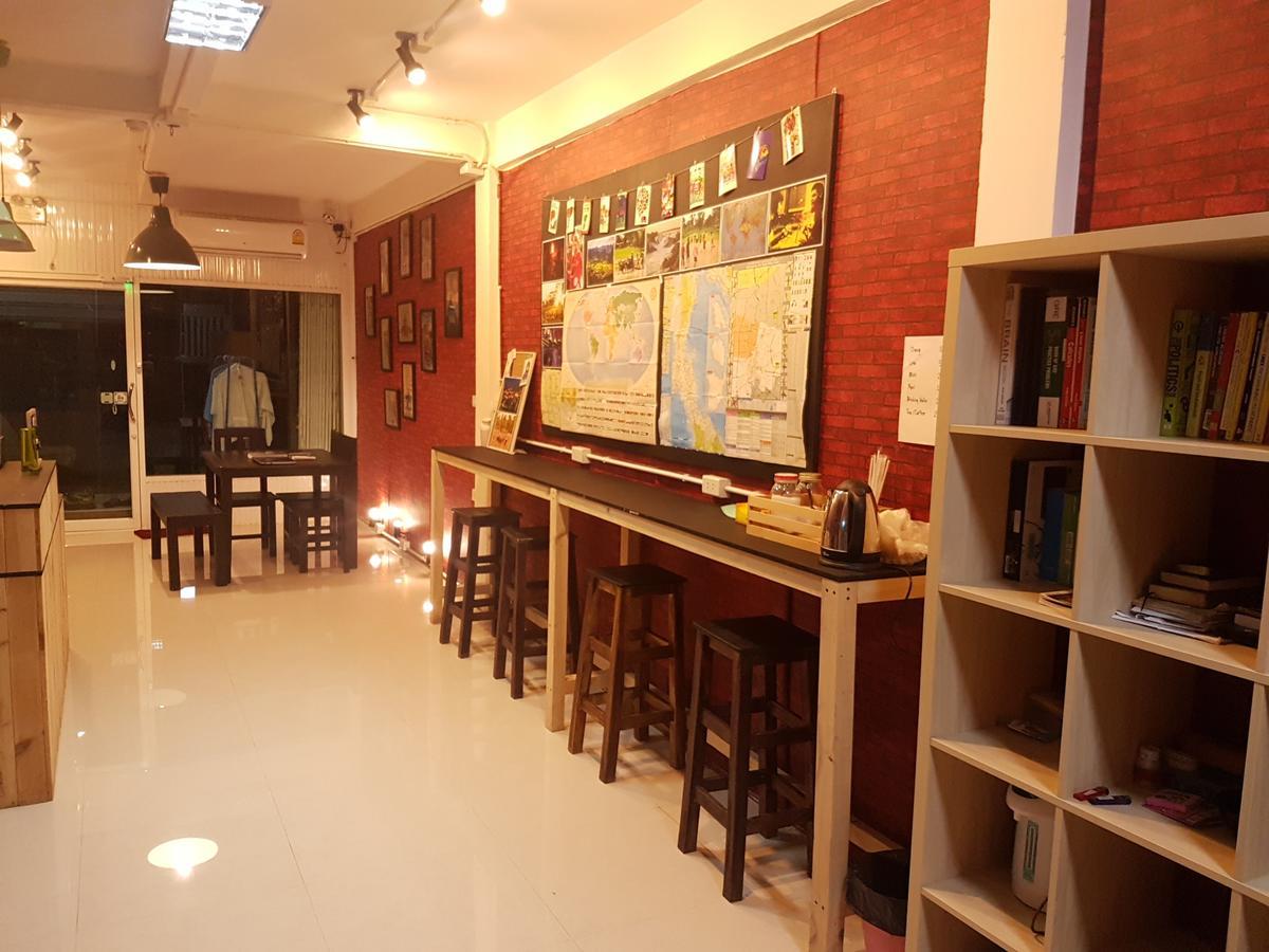 Mana Hostel Bangkok Zewnętrze zdjęcie