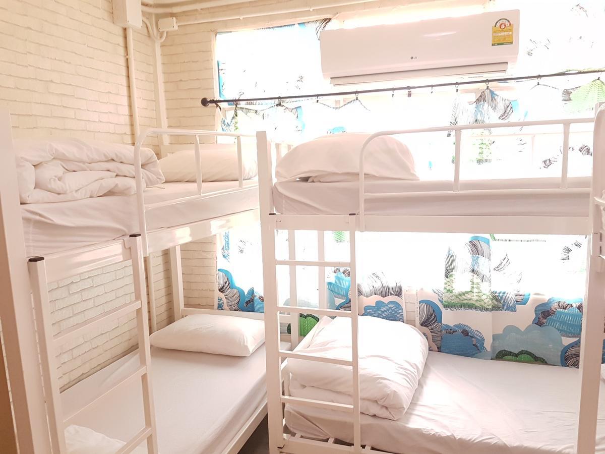 Mana Hostel Bangkok Zewnętrze zdjęcie