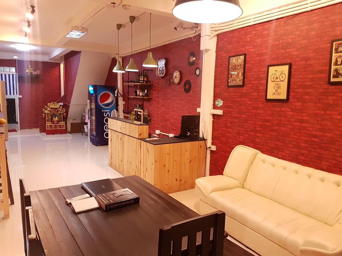 Mana Hostel Bangkok Zewnętrze zdjęcie