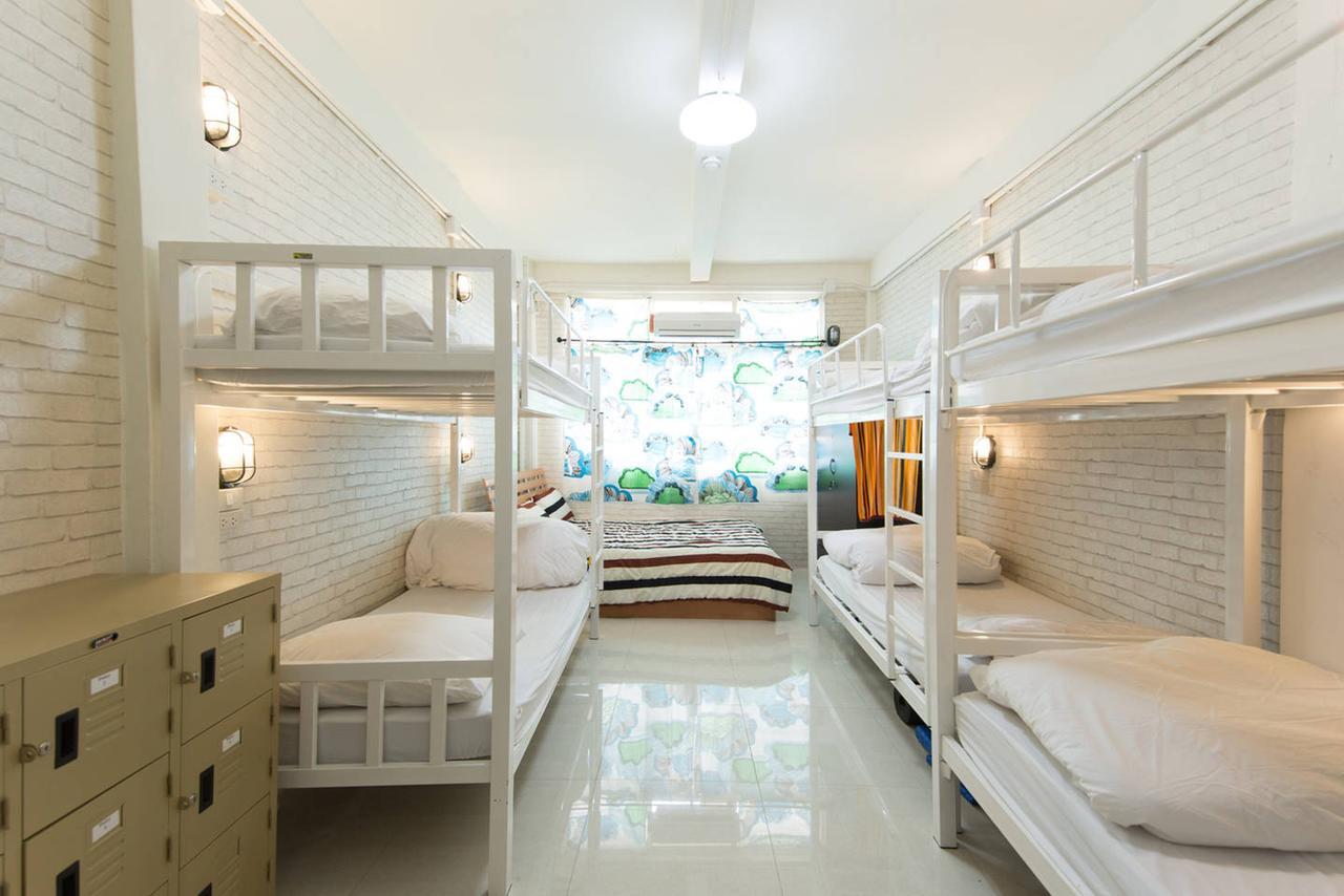 Mana Hostel Bangkok Zewnętrze zdjęcie